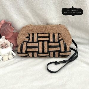 Themoiré Bios Weaved Themoire Faux fur Handbag